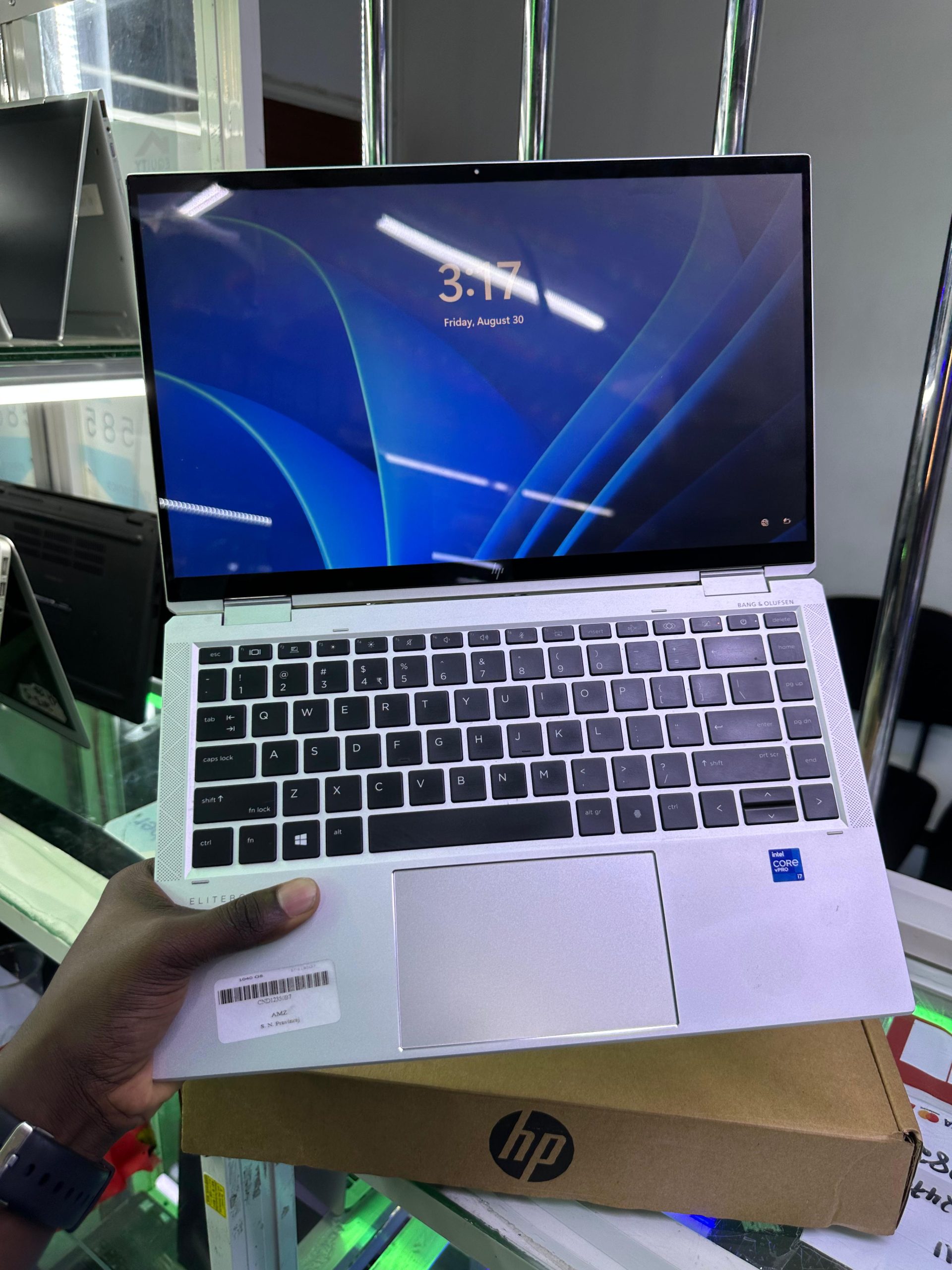 HP EliteBook Folio 1040 G8 x360 HP EliteBook Folio 1040 G8 x360